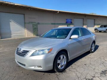 2009 TOYOTA CAMRY HYBRID CLEAN TITLE NO ACCIDENTS