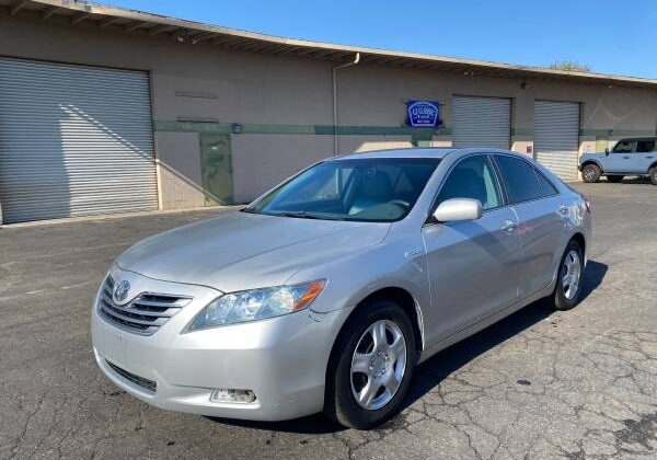 2009 TOYOTA CAMRY HYBRID CLEAN TITLE NO ACCIDENTS